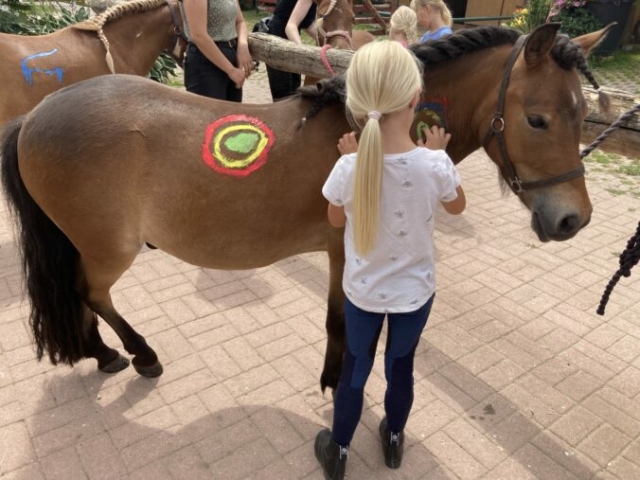 Reitschulbetrieb Ferienspiele Ponyreiten